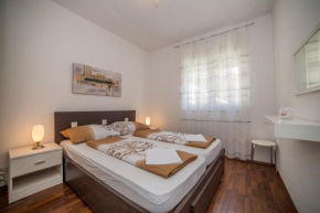  Apartments Kati  Омиш